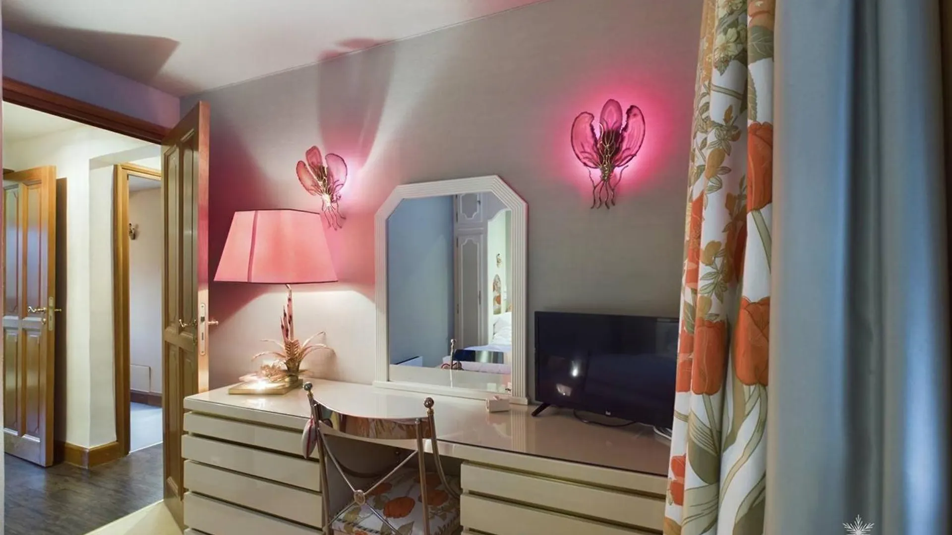 Spacieux Appartement 4 Pieces Au Centre Avec Balcon, Parking Et Wi-Fi - Fr-1-398-641 Montvalezan France